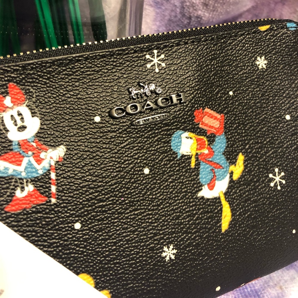 Coach x Disney Wristlet - Picture 6 of 12